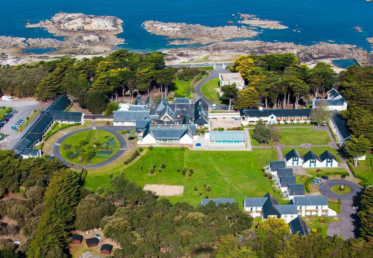 Hotel-Club Et Locations Domaine De Port Aux Rocs เลอครัวซิก ภายนอก รูปภาพ